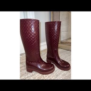 Authentic Louis Vuitton burgundy rain boots